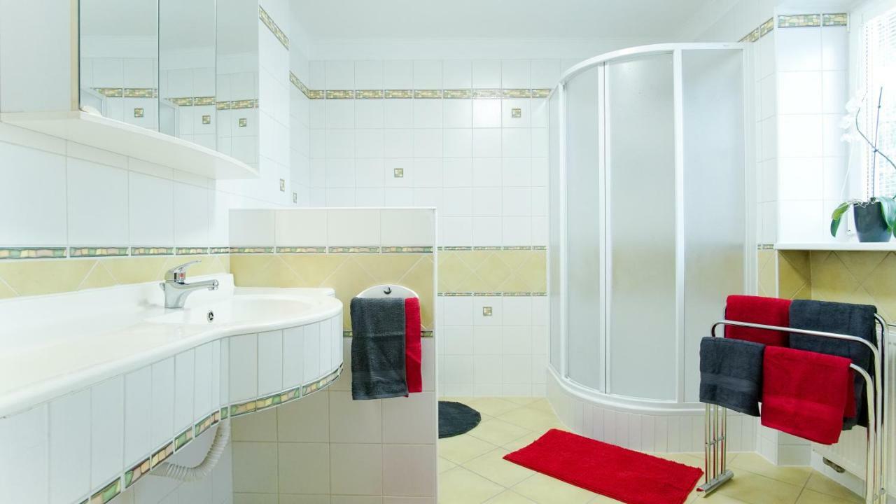 Apartmany Monty Карлови Вари Екстериор снимка