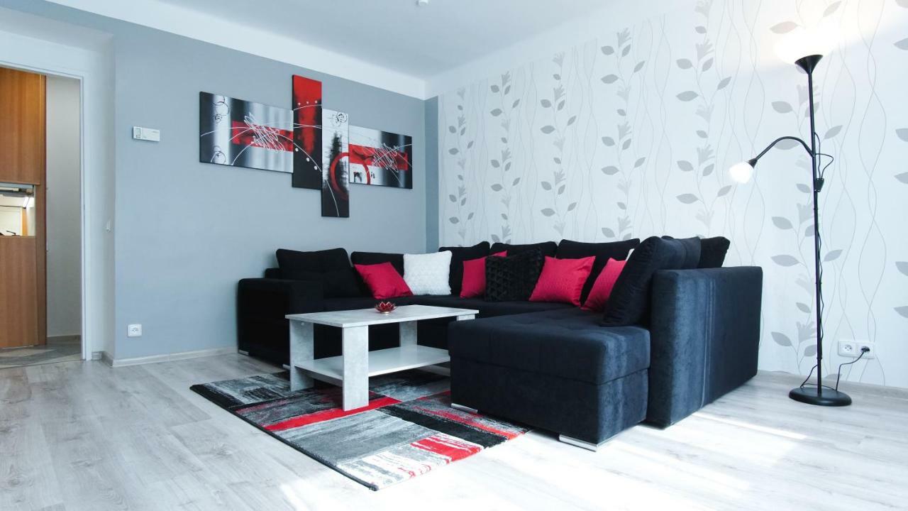 Apartmany Monty Карлови Вари Екстериор снимка